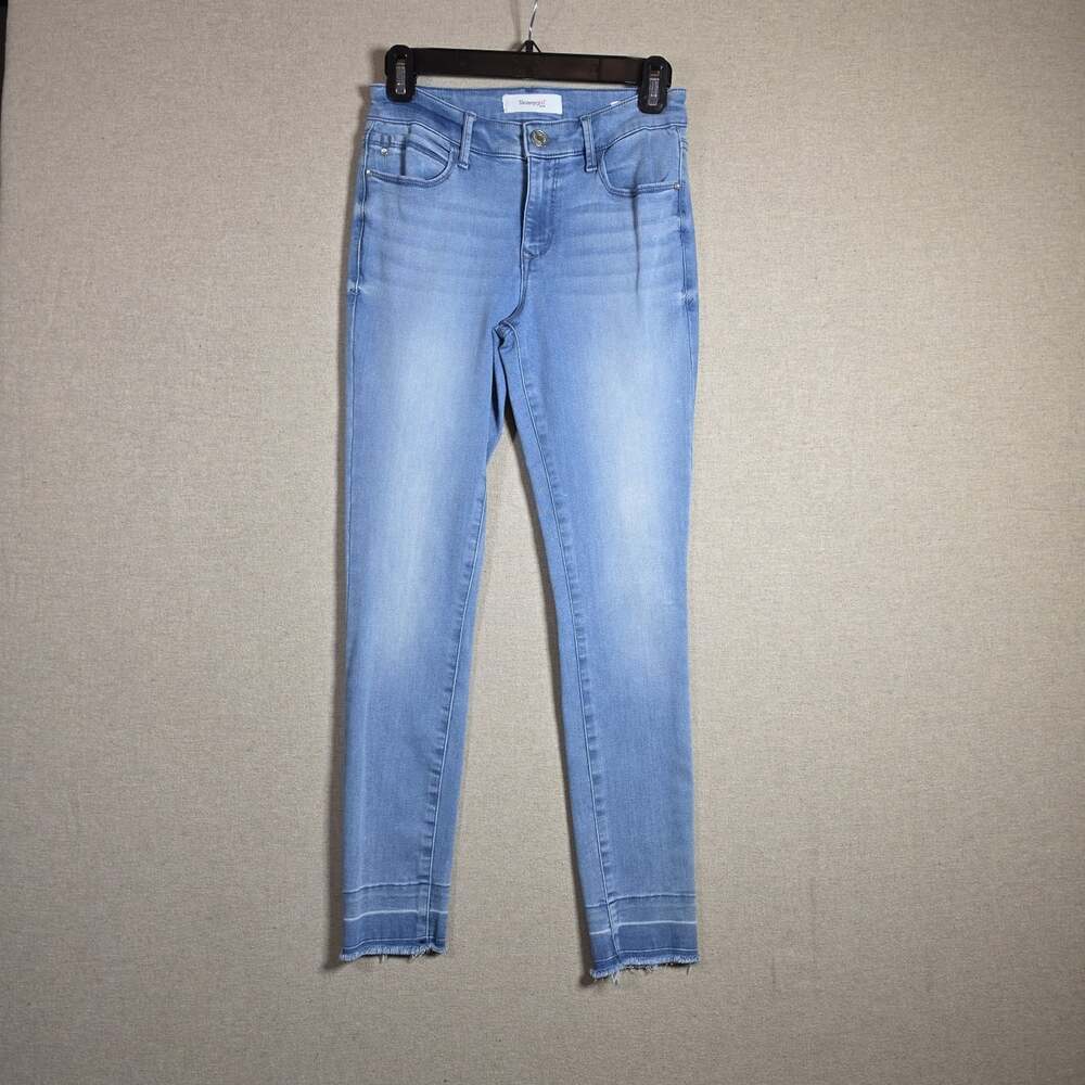 Skinny Girl Jeans  Measures 26 The Skinny Ankle Stretch Mid Rise Light Wash